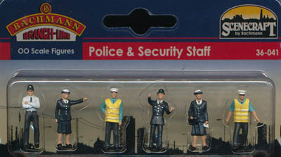 BACHMANN #33154 O SCALE SET OF 6 POLICEMEN NEW IN ORIGINAL PACKAGE 